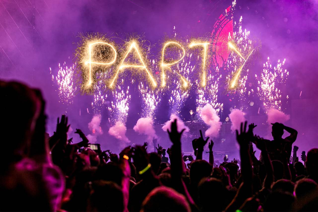 20 Most Happening Party Places destinations  in India for Christmas and New Year's Eve 2023